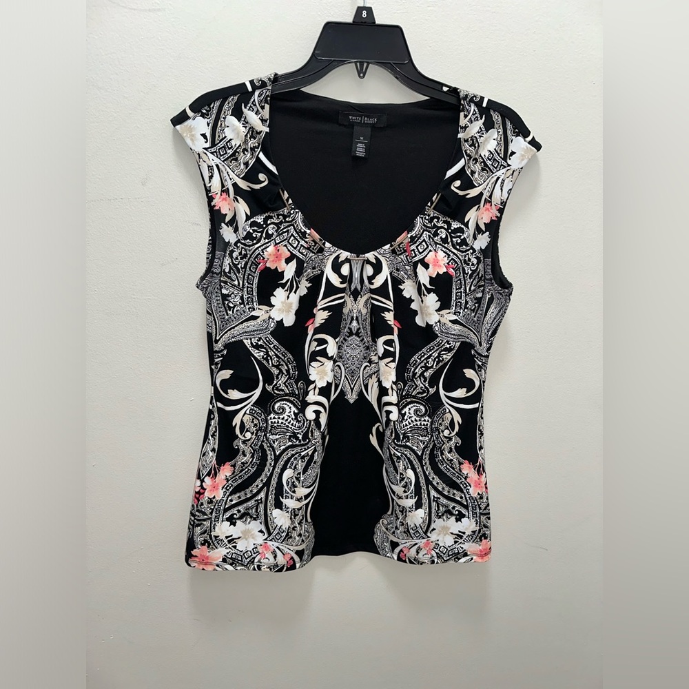 White House Black Market gorgeous top